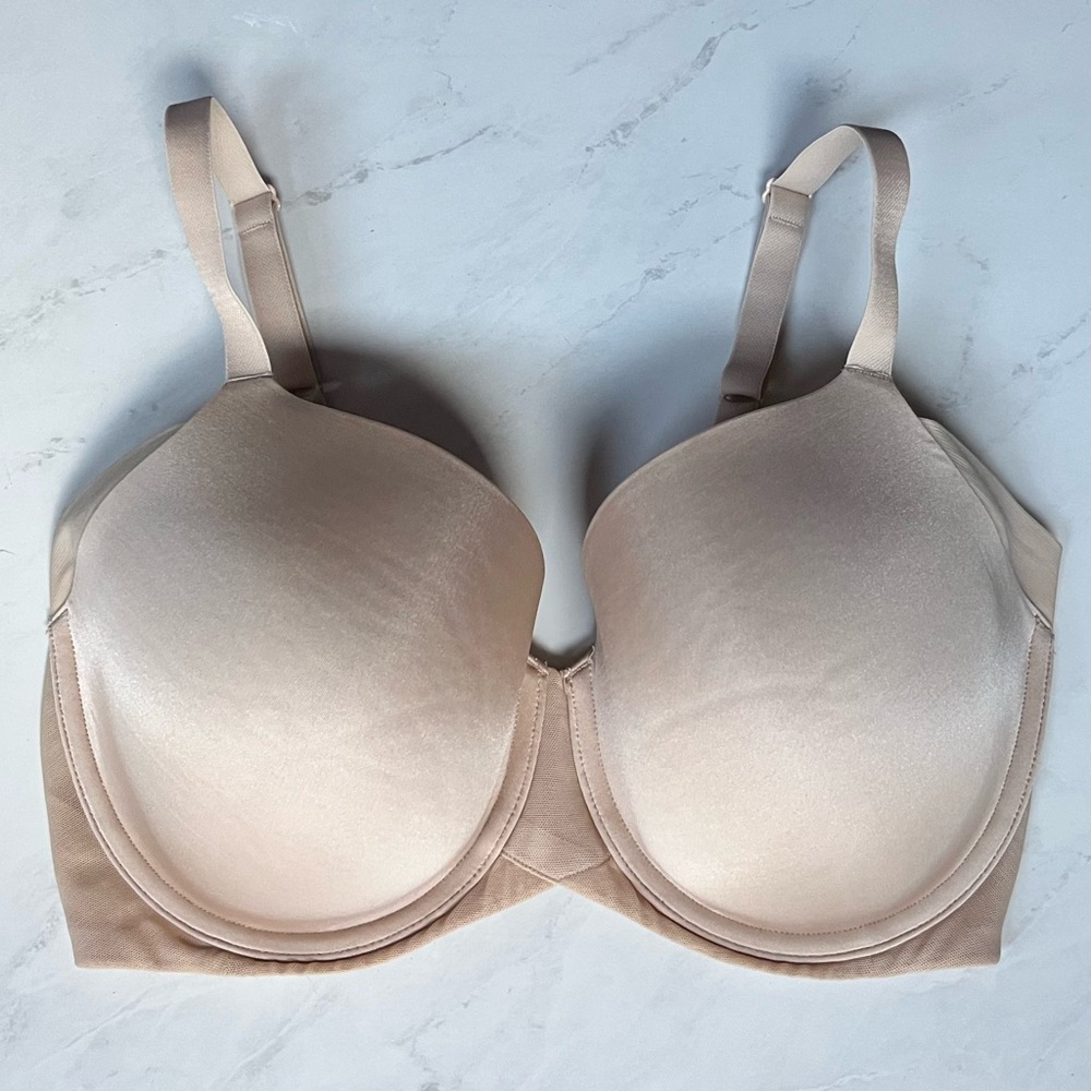 Wacoal • 34DDD • Cream Ultimate Side Smoother Underwire T-Shirt Bra